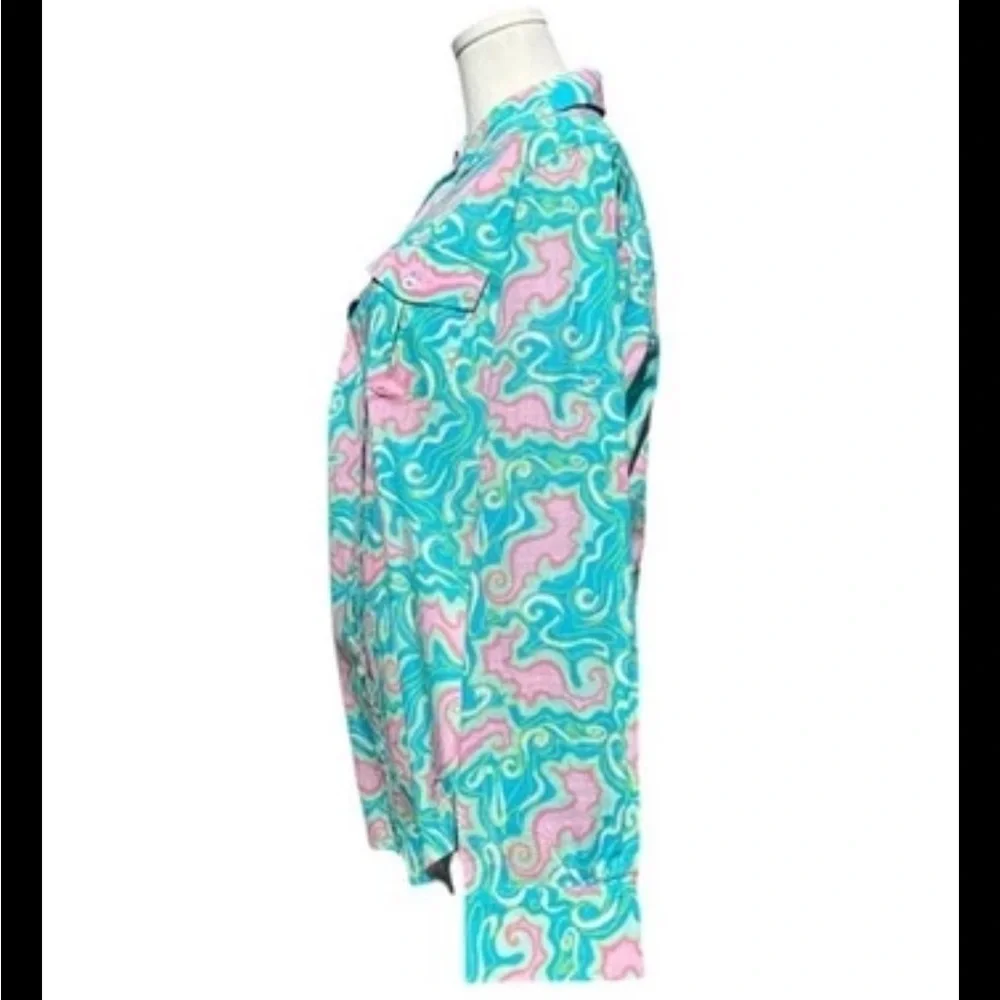 Lilly Pulitzer Resort fit button down 100% Cotton Seahorse Preppy Pink Green M